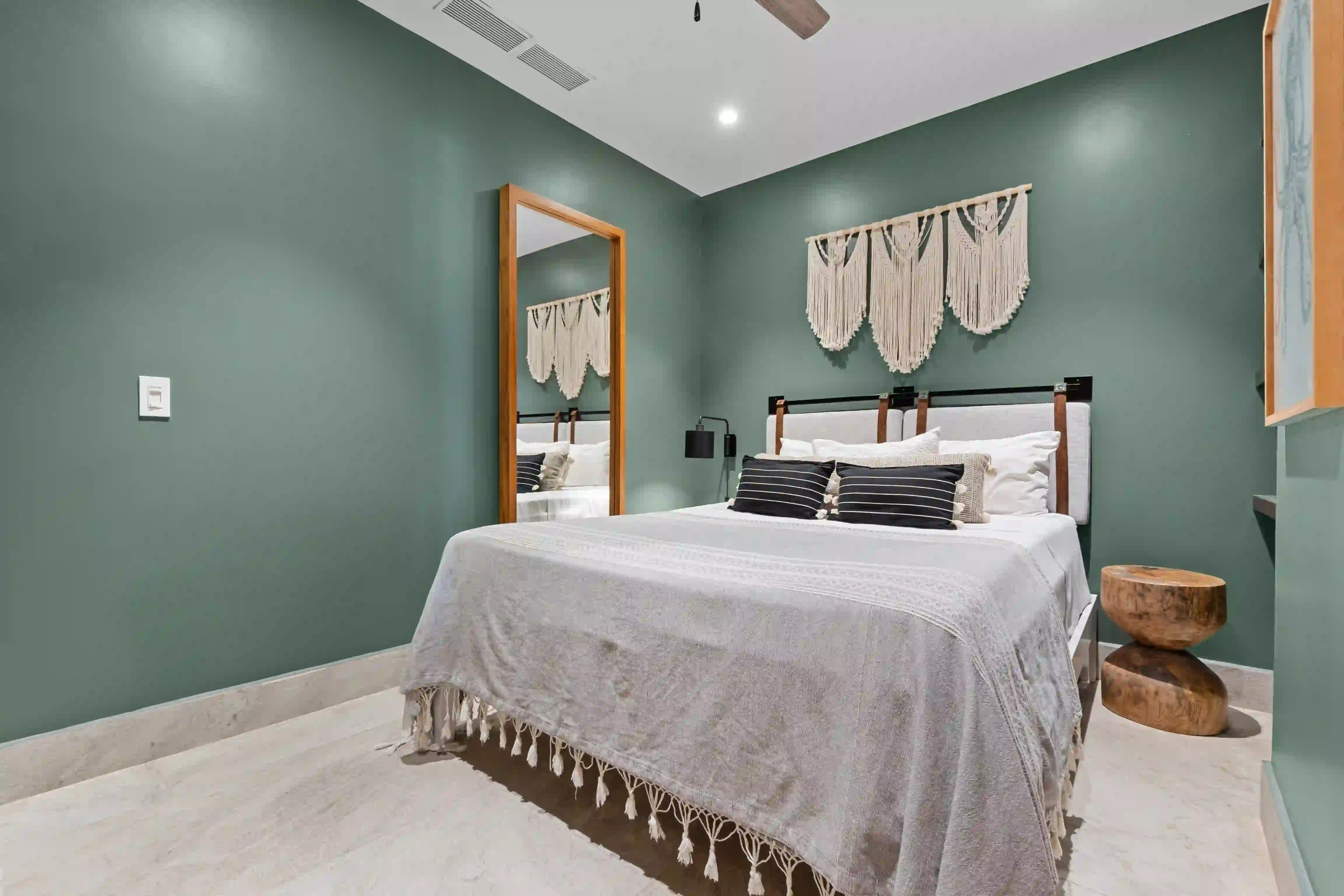 Indah 3A Interior Design - Luxury Boho-Chic Residence